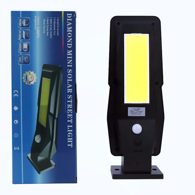 96 adet Dış Mekan Güneş Enerjili Sokak Lambası 2400mAh Pil 11.56 kg